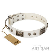 FDT Artisan 'Terrific Beauty' シェパード用ホワイトレザーカラー FDT Artisan 'Terrific Beauty' シェパード用ホワイトレザーカラー
